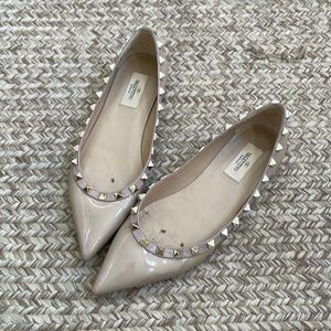 Valentino flat